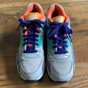 Nike AirMax Sneakers